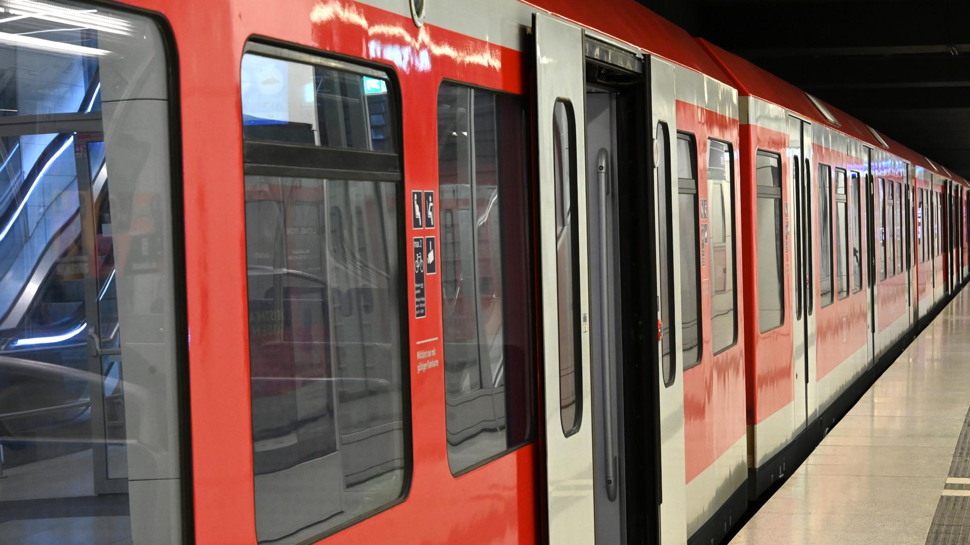 Hamburg: Bau von geplantem zweiten S-Bahntunnel in City unklar
