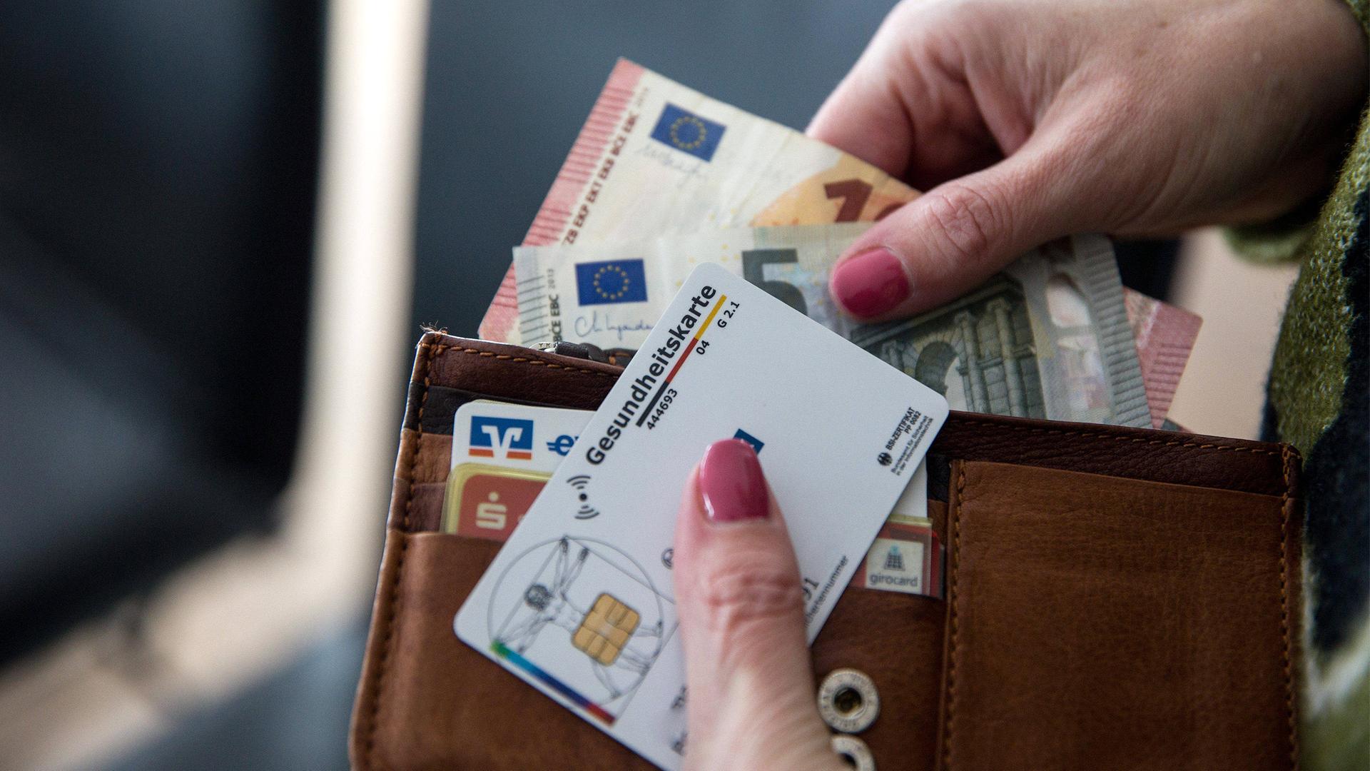 Wer zahlt Krankenkassenbeiträge von Bürgergeldempfängern?