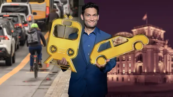 Christian Ehring mit einem Best-of Verkehr. (extra 3 Spezial: Best-of Verkehr vom 05.06.2024 im NDR Fernsehen)