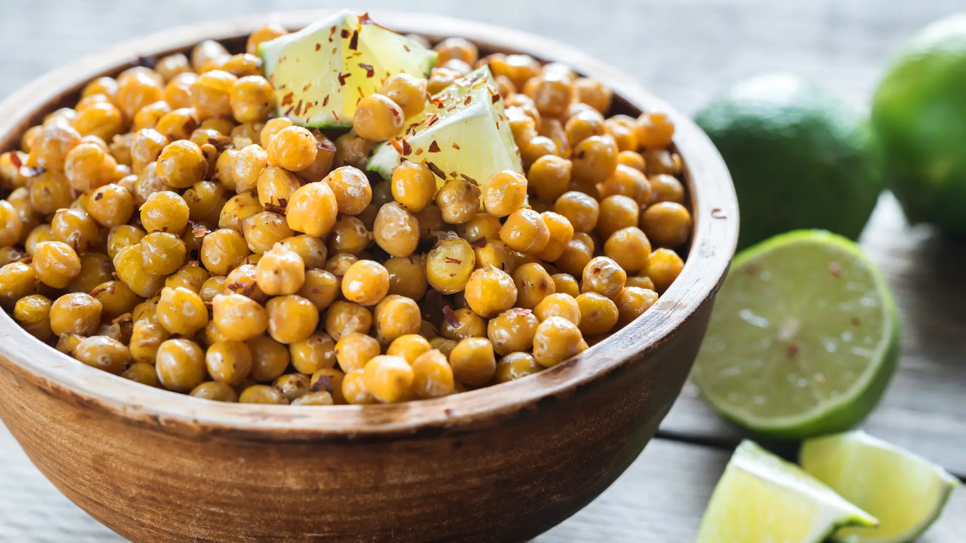 Chickpeas: Healthy legumes for hummus, falafel and curry