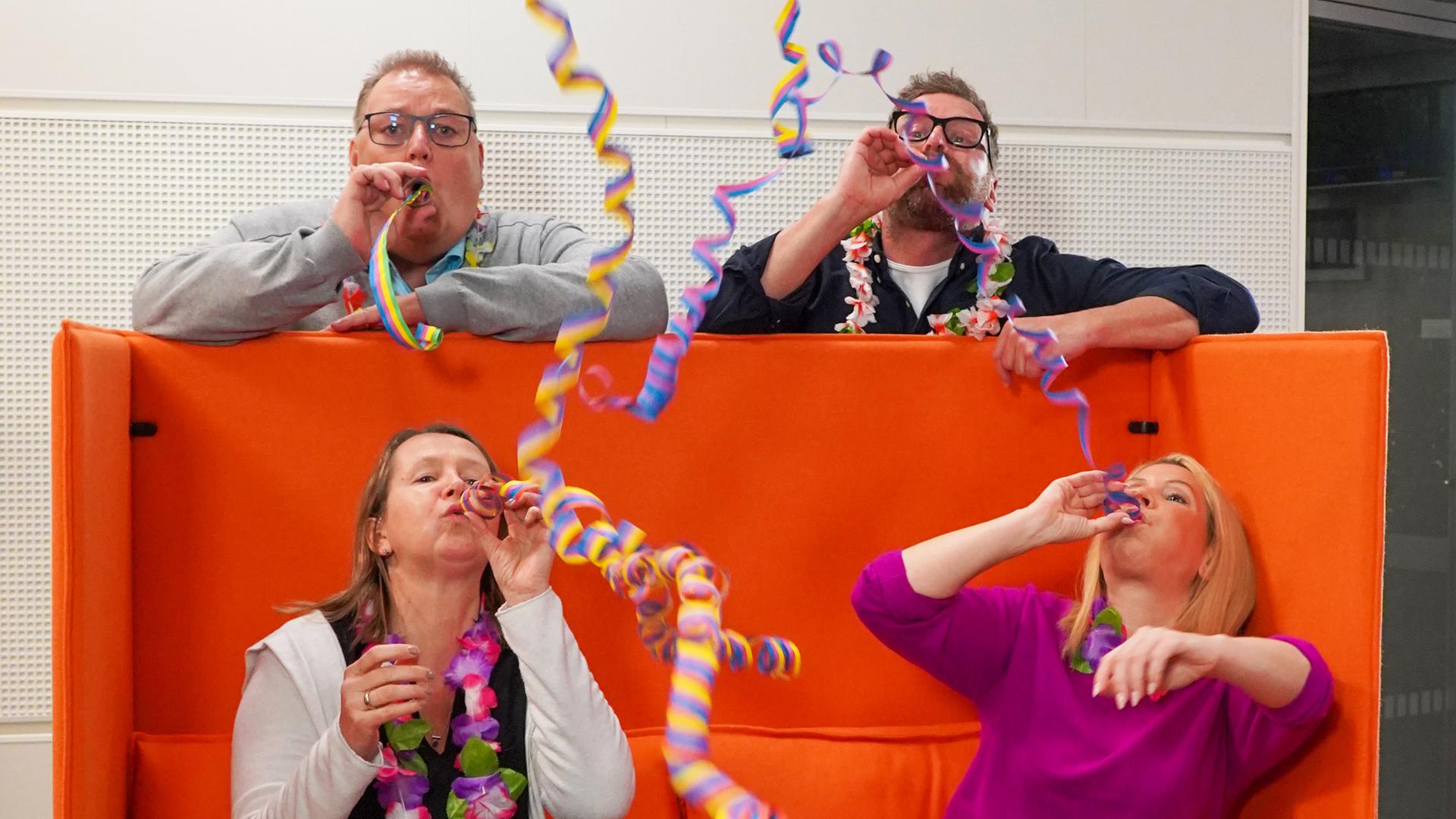 Das Moderations-Team, bestehend aus Andreas Kuhlage, Susanne Neuß, Michael Thürnau und Kaya Laß freut sich über ein gelungenes WWW 2025. | NDR, Luisa Müller