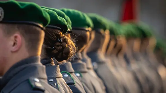 Soldatinnen und Soldaten des Wachbataillons der Bundeswehr. 