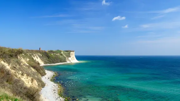 Blick auf die Küste am Kap Arkona auf Rügen.