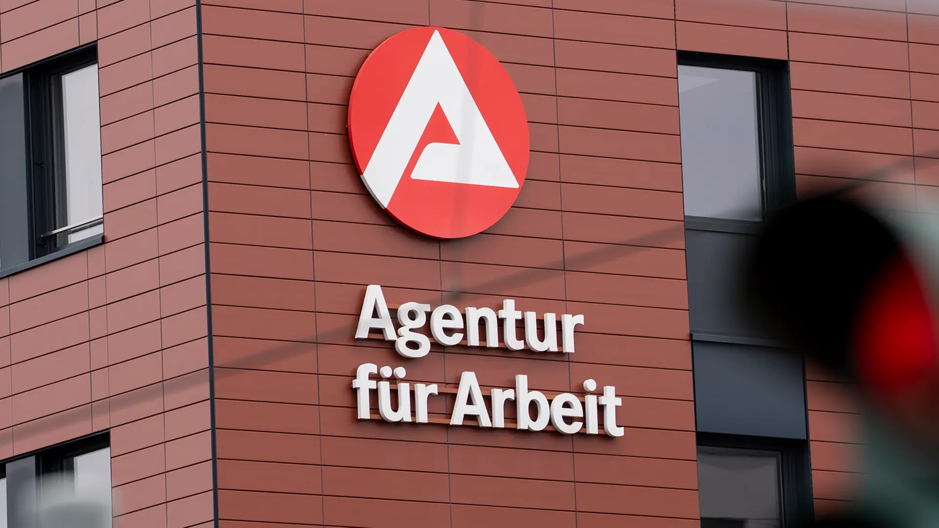 Arbeitsmarkt im Norden: Wenig Bewegung nach der Winterpause