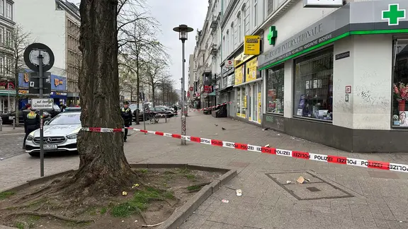 Nach Schüssen in der Nähe des ZOB hat die Polizei den Tatort abgesperrt.