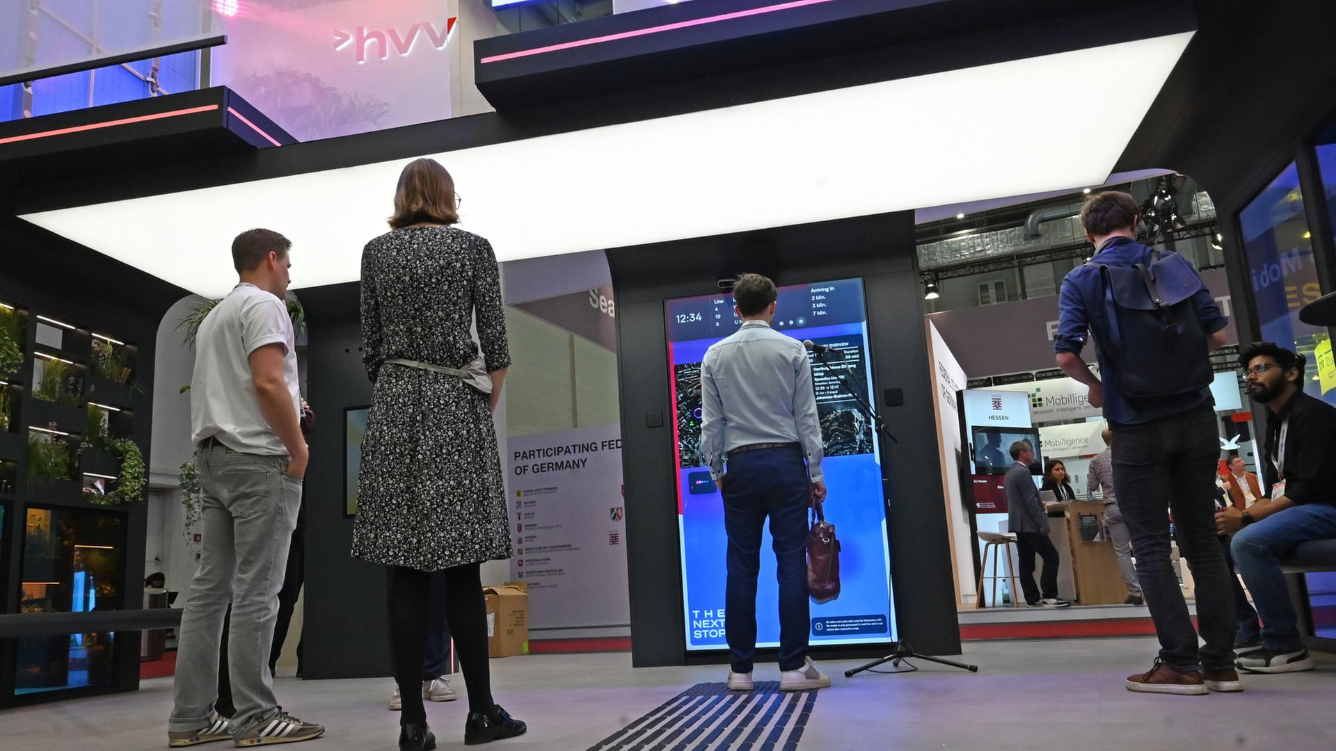 Stadtwerbung: Firmen sollen Bushaltestellen besser ausstatten