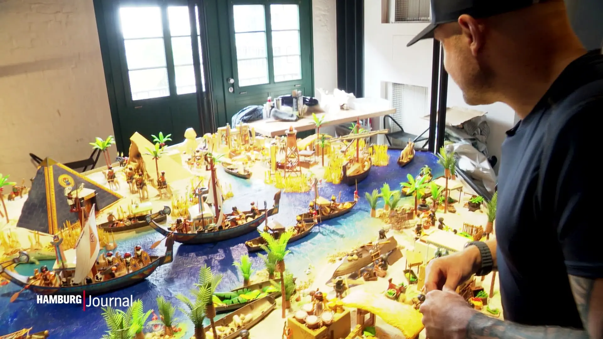 Maritimes Museum: Diorama Artist baut Playmobil-Ausstellung auf