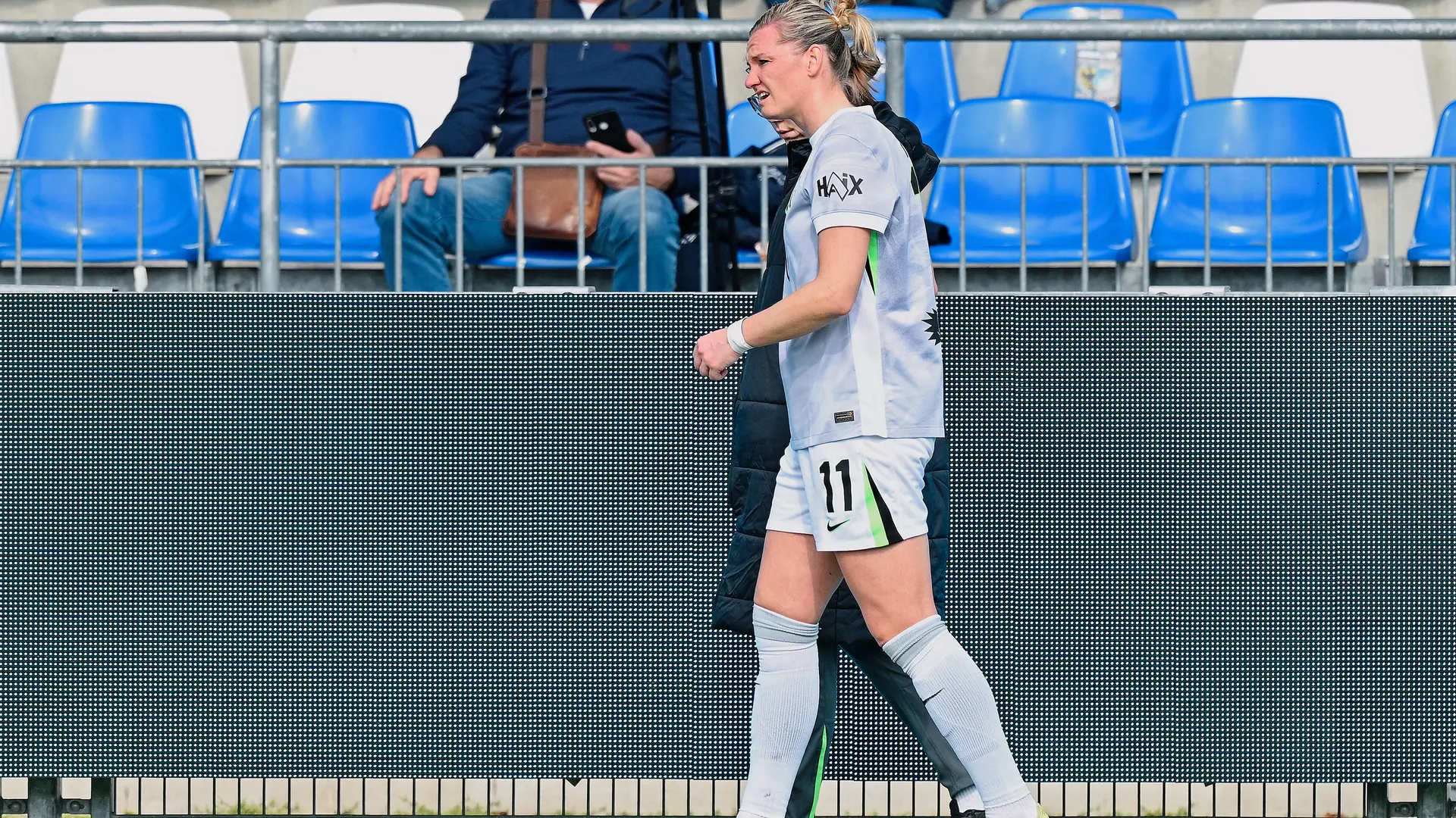 Verletzung auf der Abschiedstour: VfL-Frauen 