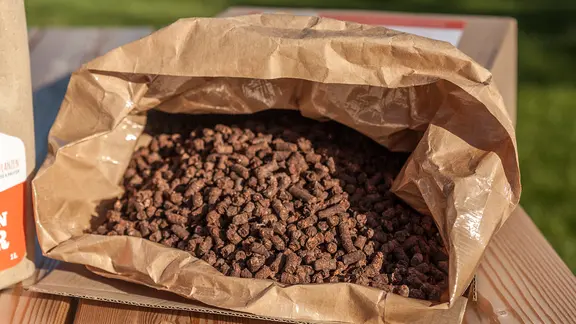 Pellets aus Kakaobohnen