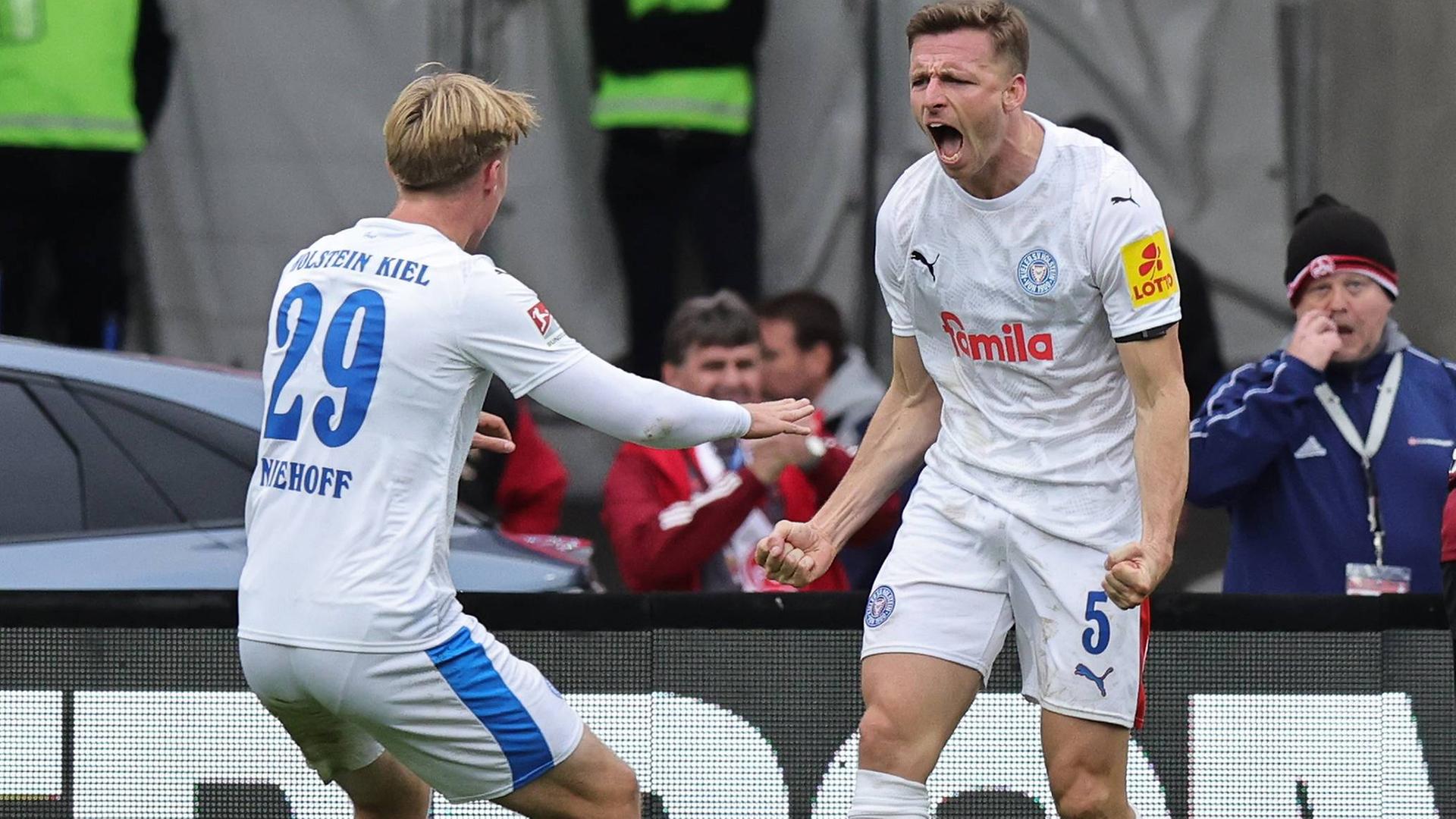 Spätes Tor bewahrt Holstein Kiel vor Pleite beim 1. FC Nürnberg