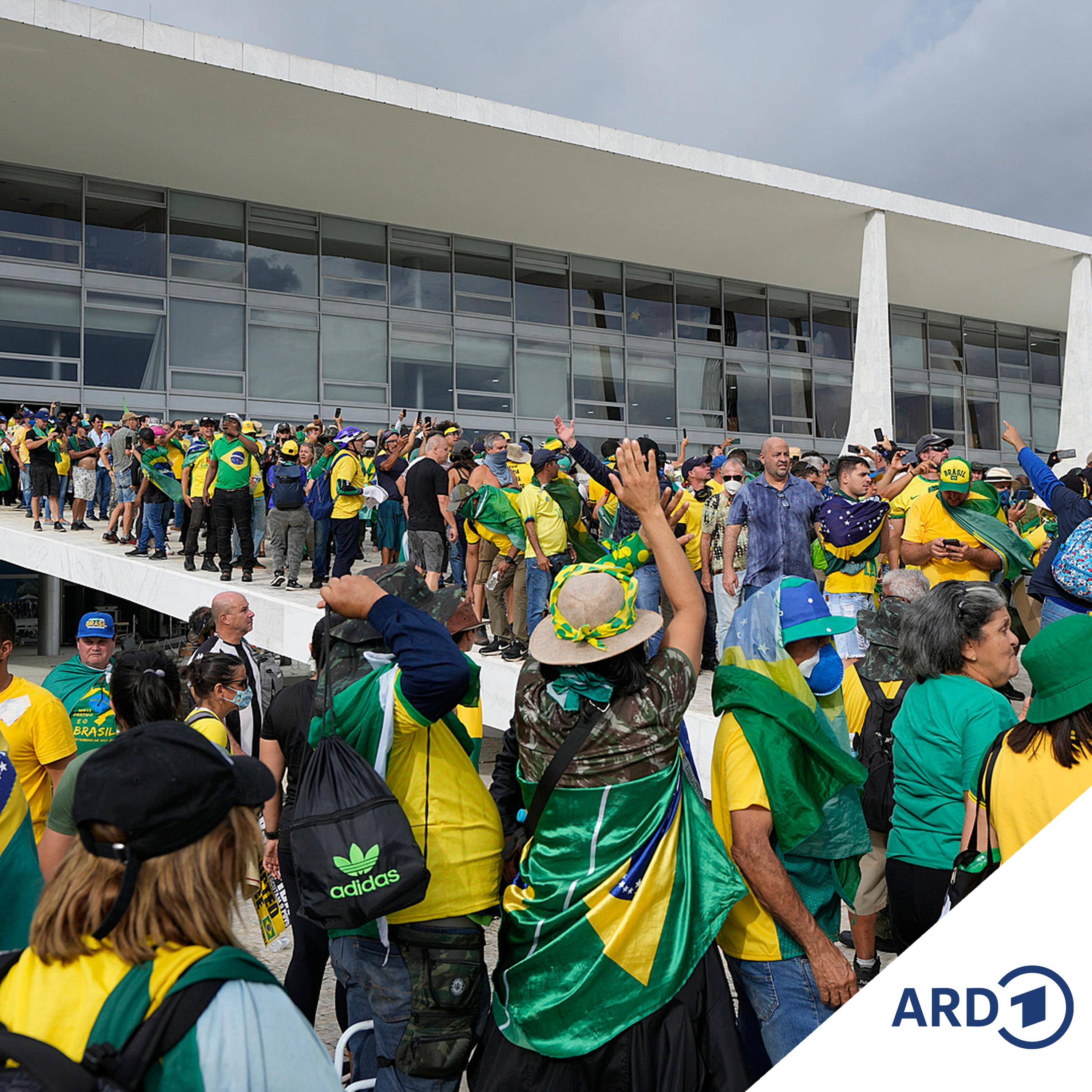 Lange Haftstrafe für Bolsonaro