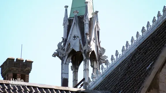 Ein Türmchen der Schlosskapelle in der Marienburg.