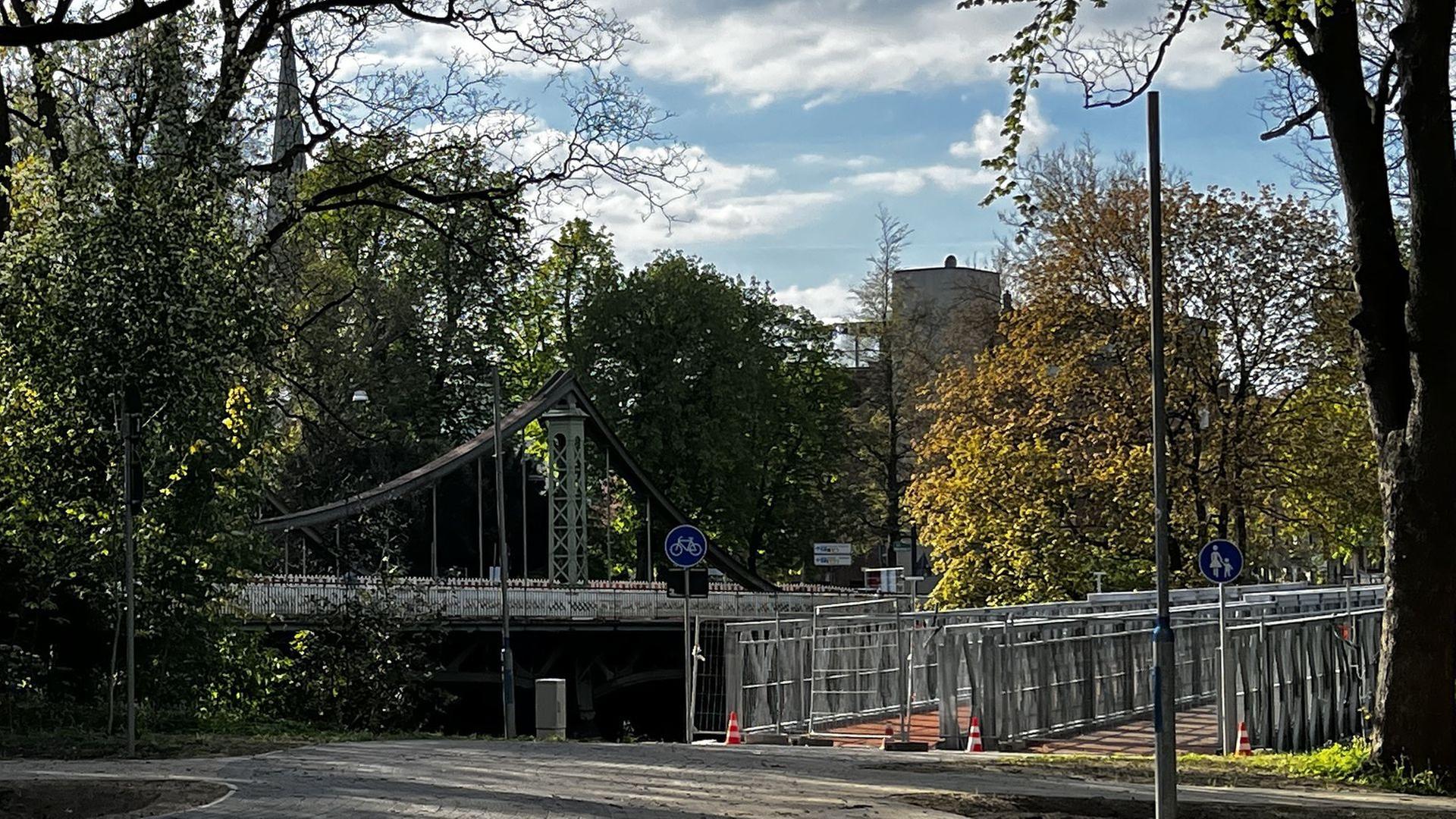 Lübecker Mühlentorbrücke voll gesperrt: Schäden sind zu stark