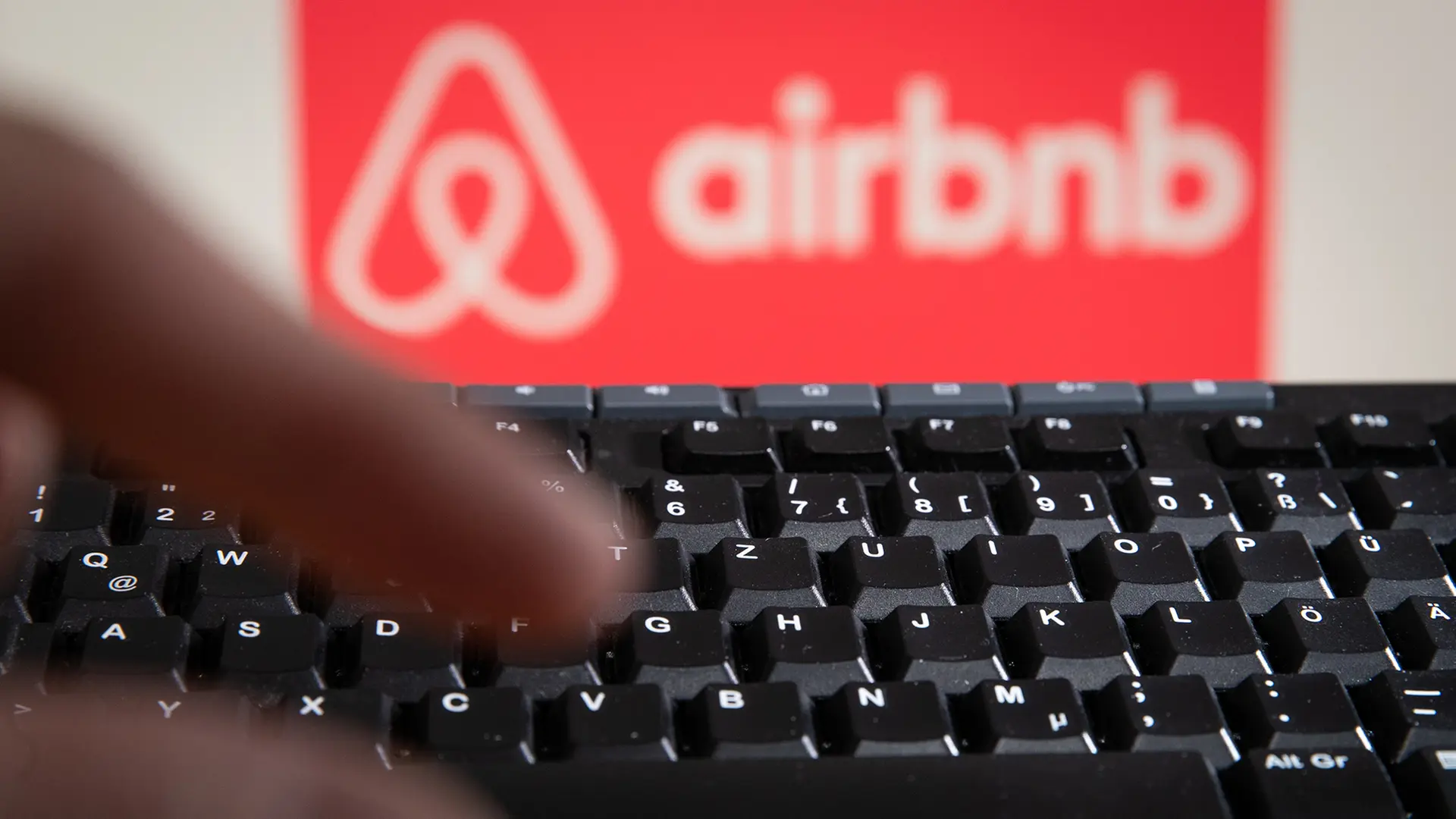 Rollkoffer statt Nachbarn - so verändert AirBnB Städte