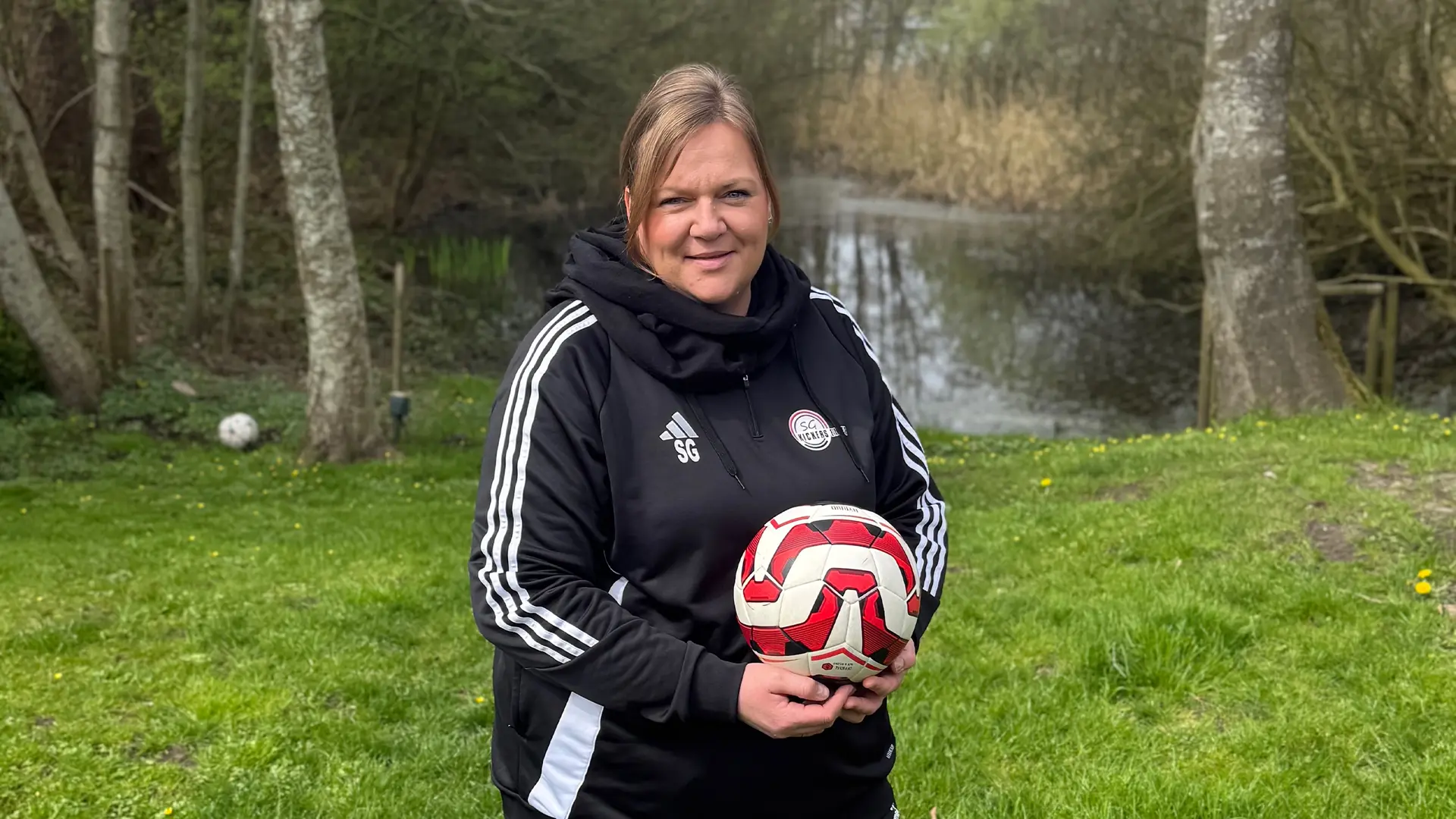 Fußballtrainerin in SH: Wie eine Frau seit neun Jahren Maßstäbe setzt