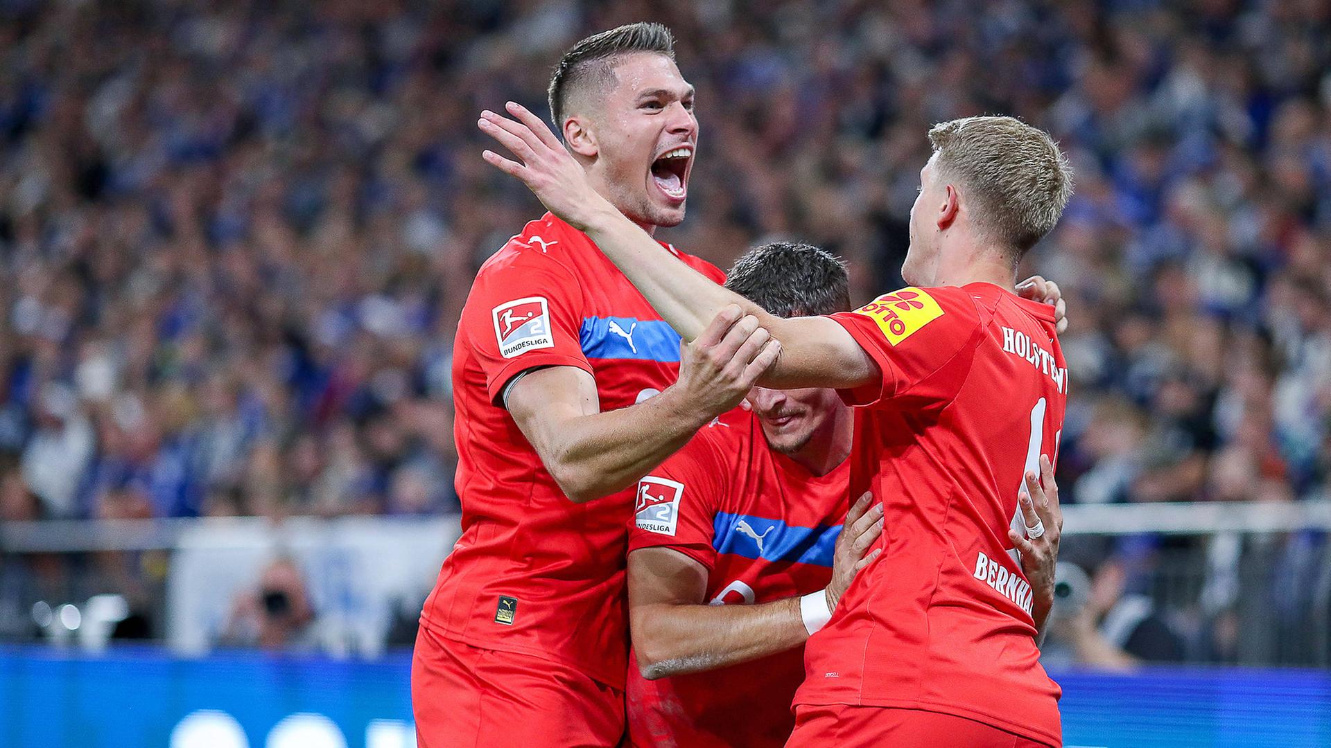 Guter Wiederbeginn: Holstein Kiel siegt bei Schalke 04