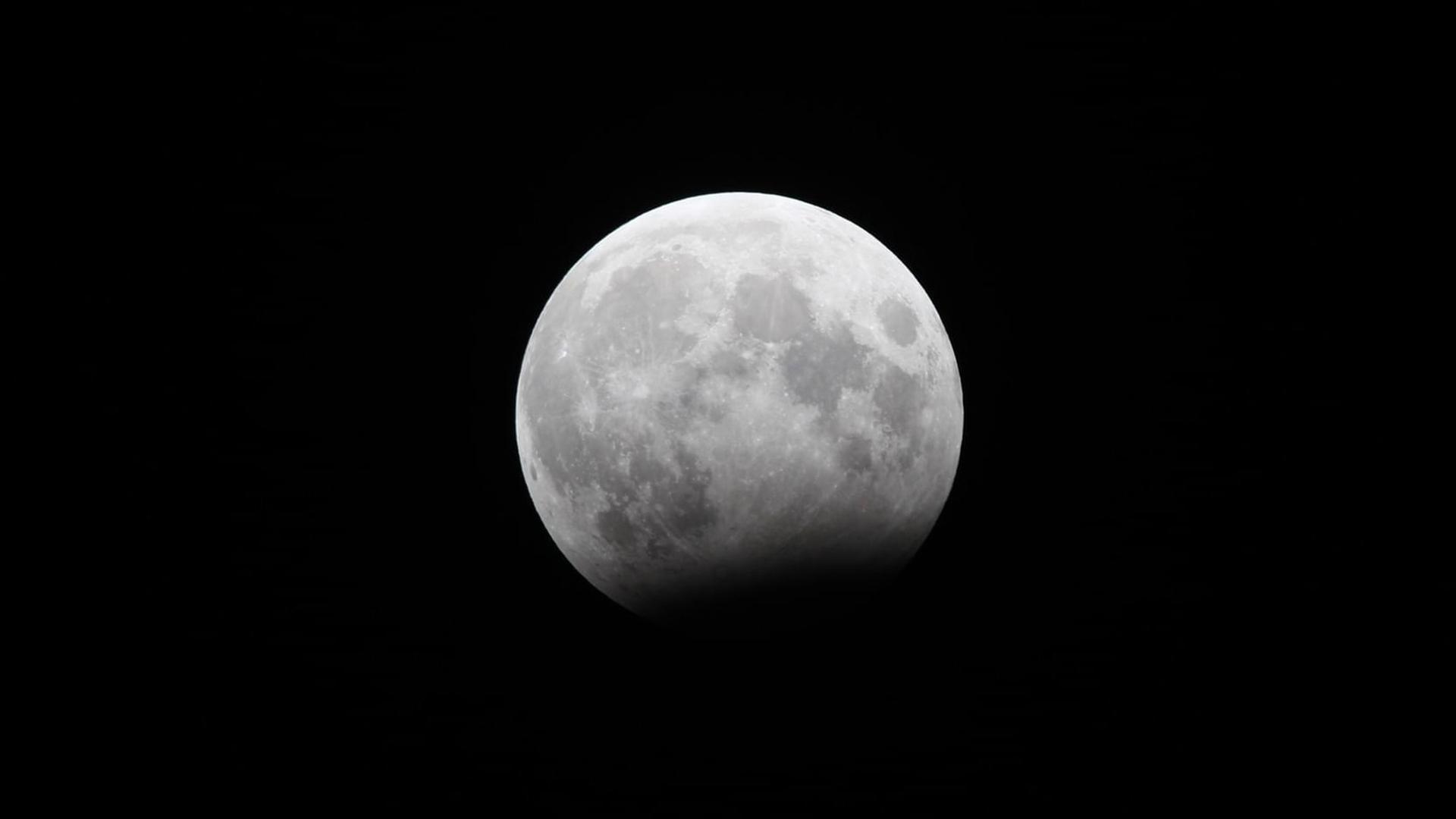 Partielle Mondfinsternis August 2026: Wann und wo ist sie zu sehen?