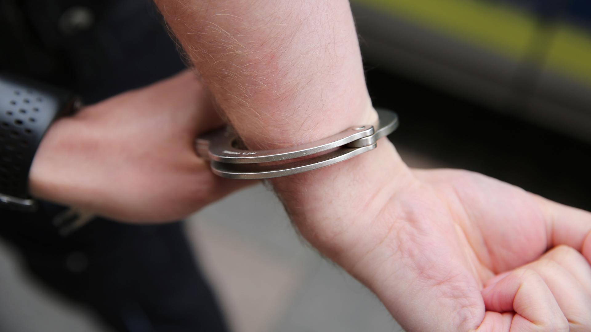 Anschlagspläne: Mann aus Lettland in Hamburg festgenommen