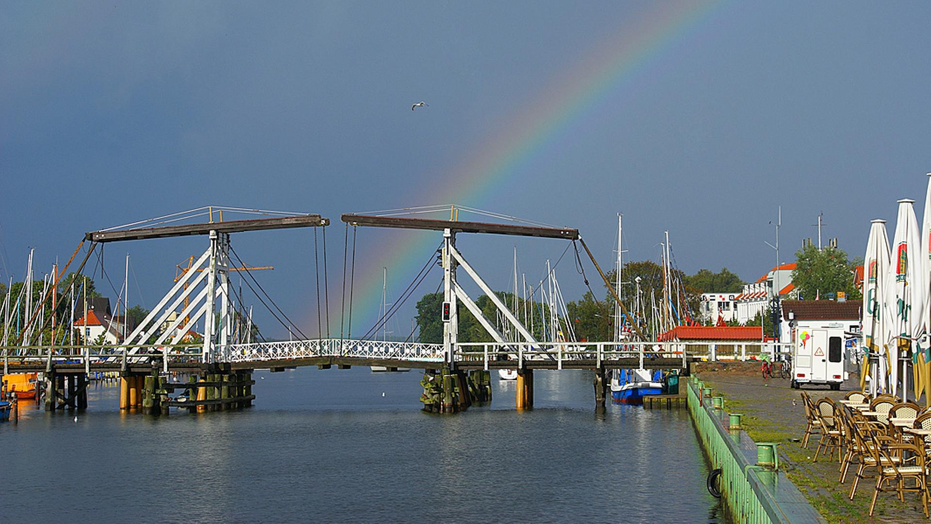 Greifswald: Wiecker Klappbrücke gesperrt