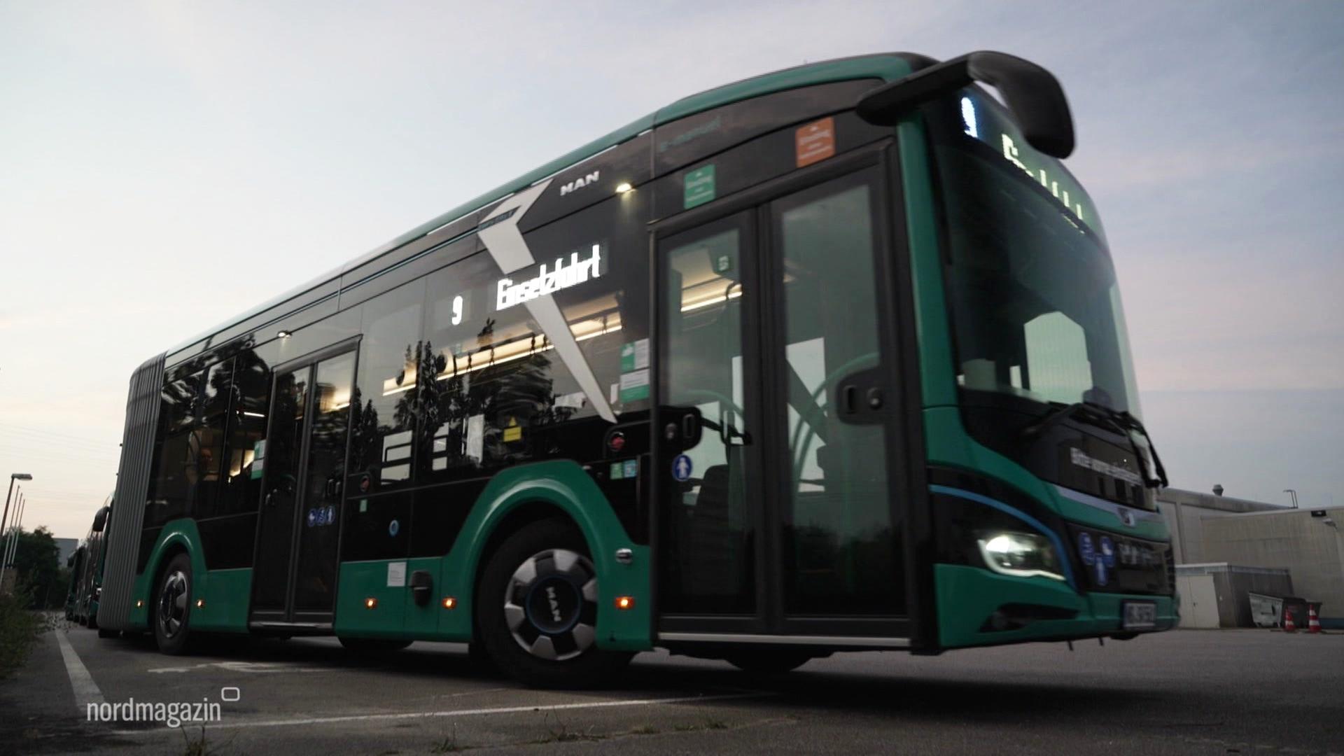 Neubrandenburgs Akku-Busse heißen E-Lisa, E-Mil und E-Manuel