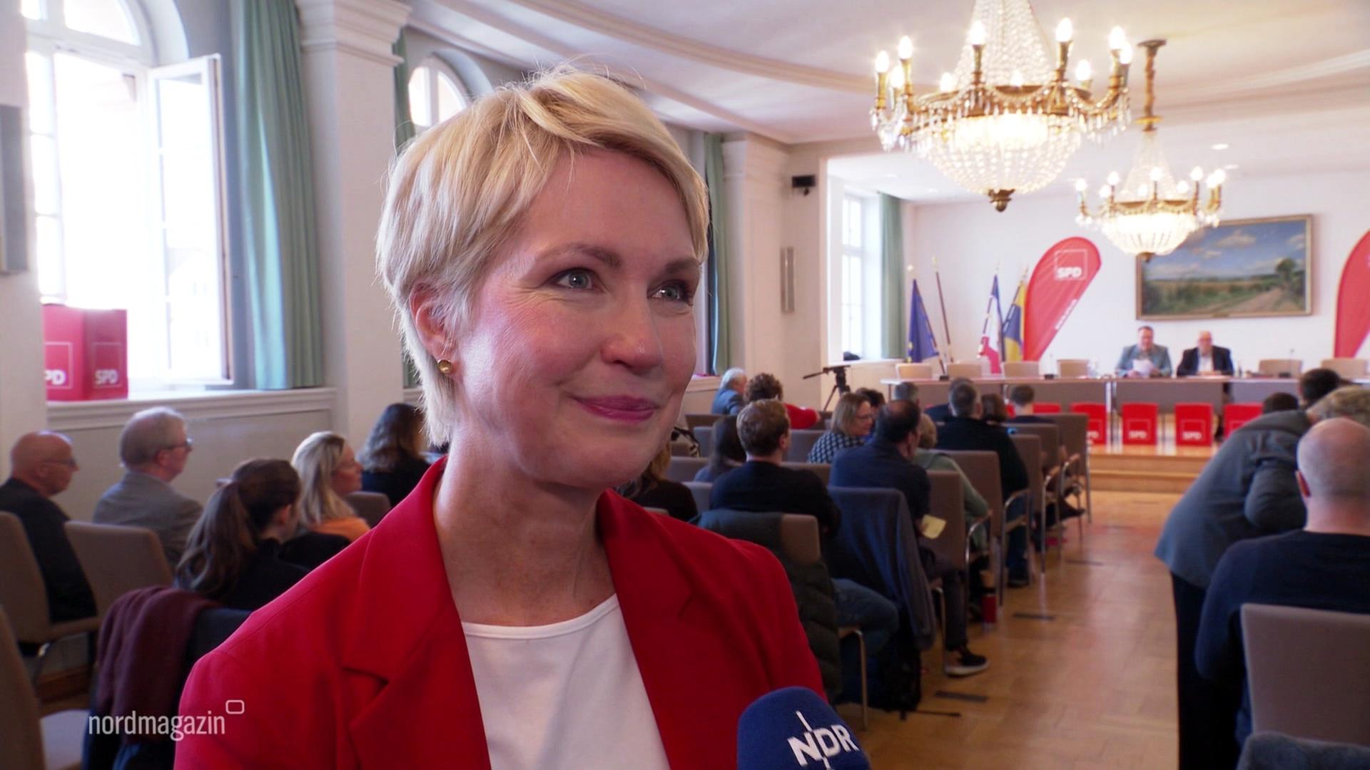 Heimspiel: SPD Schwerin kürt Schwesig zur Direktkandidatin
