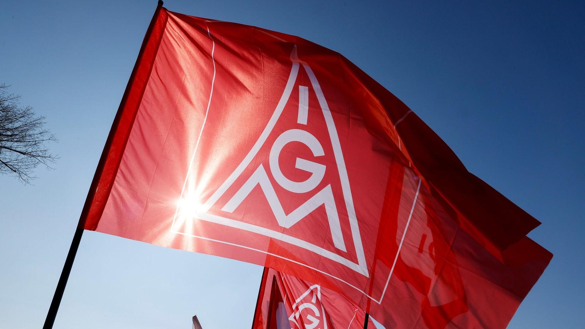 Baumaschinen-Hersteller in Büdelsdorf soll schließen – heute Proteste