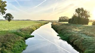 Blick auf die große Aue bei Binnen im Landkreis Nienburg/Weser.