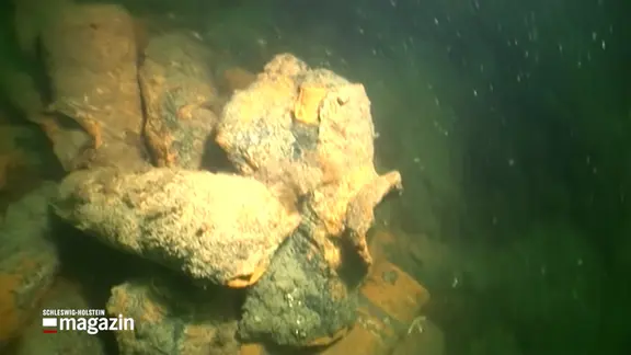 Alte Munition die im Wasser liegt