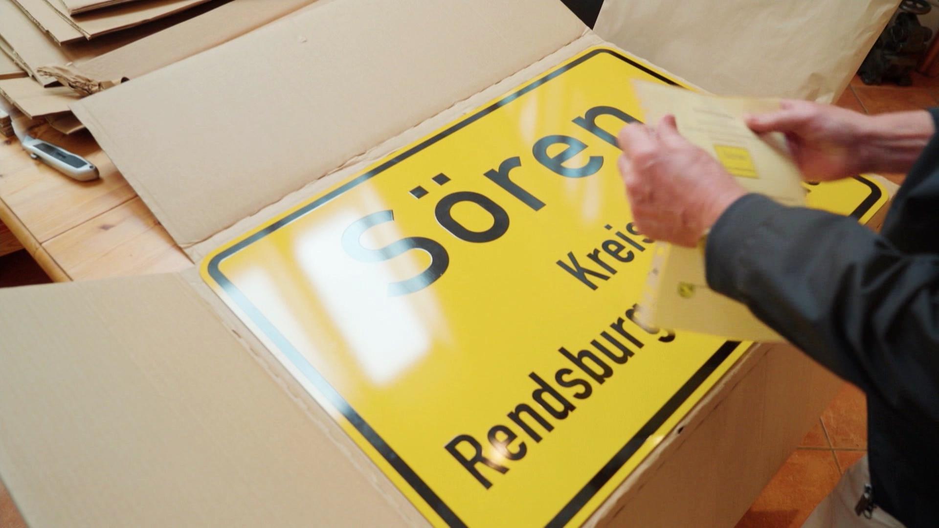 Ortsschild-Klau in Sören: Dorf verkauft Schilder jetzt offiziell