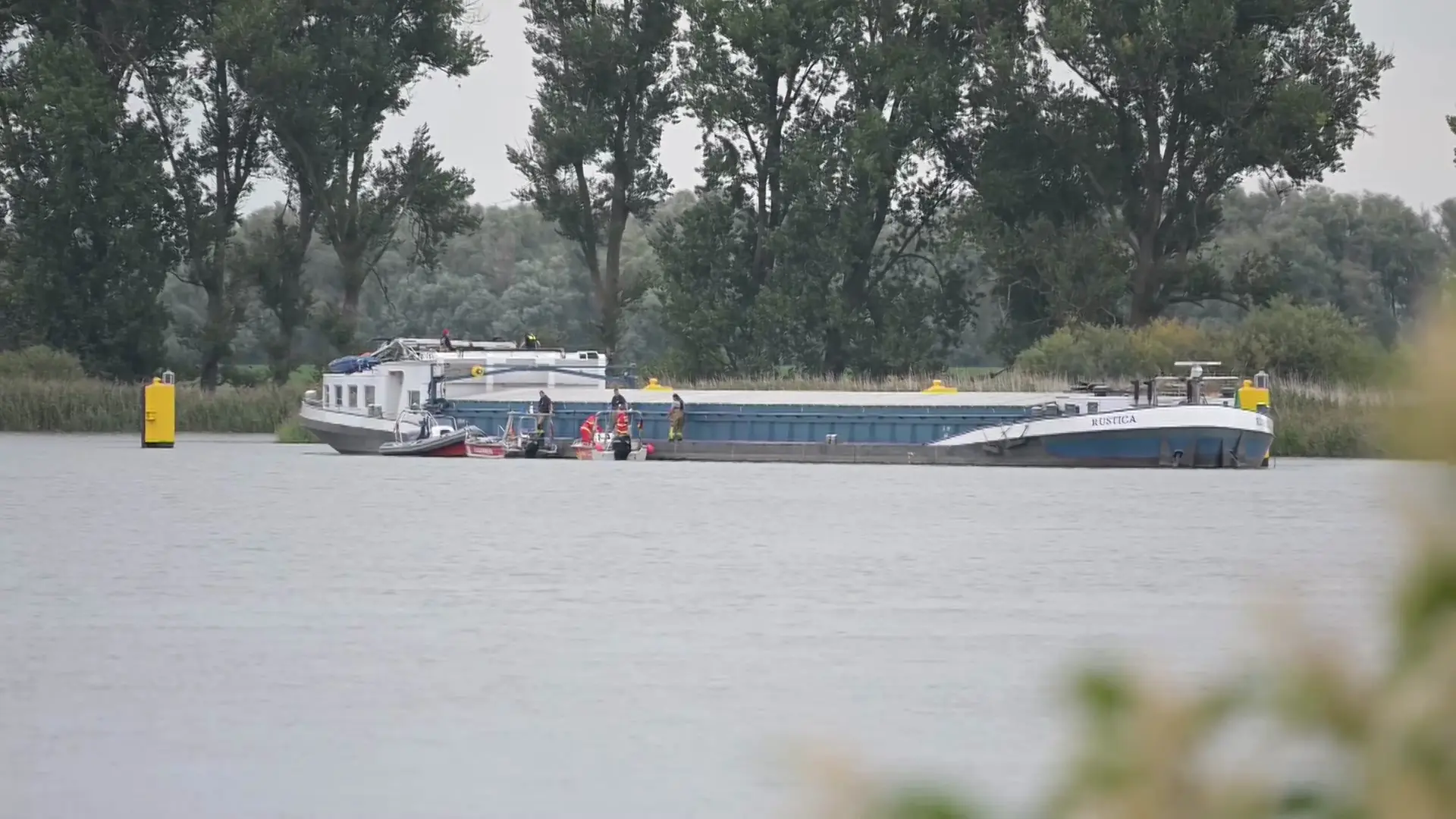 Schon wieder: Schiff rammt Eisenbahnbrücke in Elsfleth