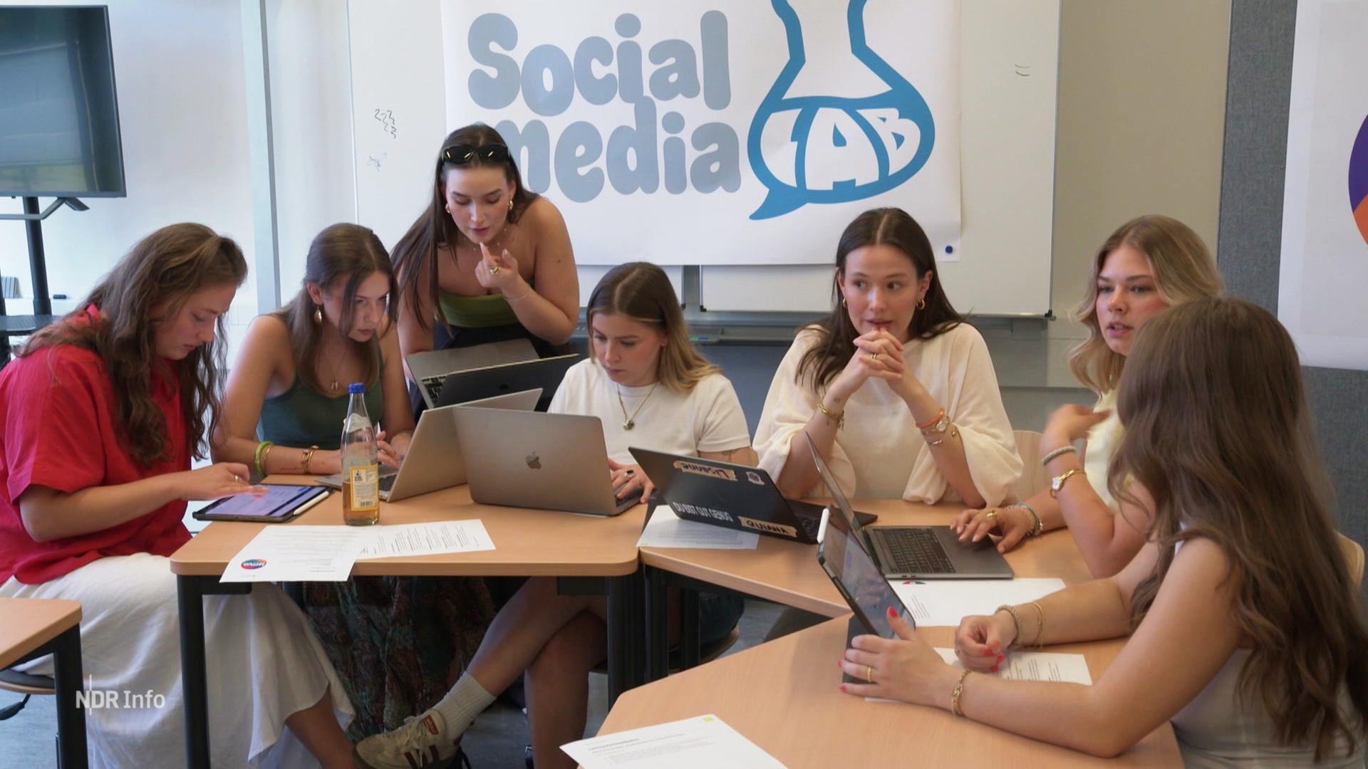 Hamburg: Berufsschulen starten Social-Media Präventionsprojekt