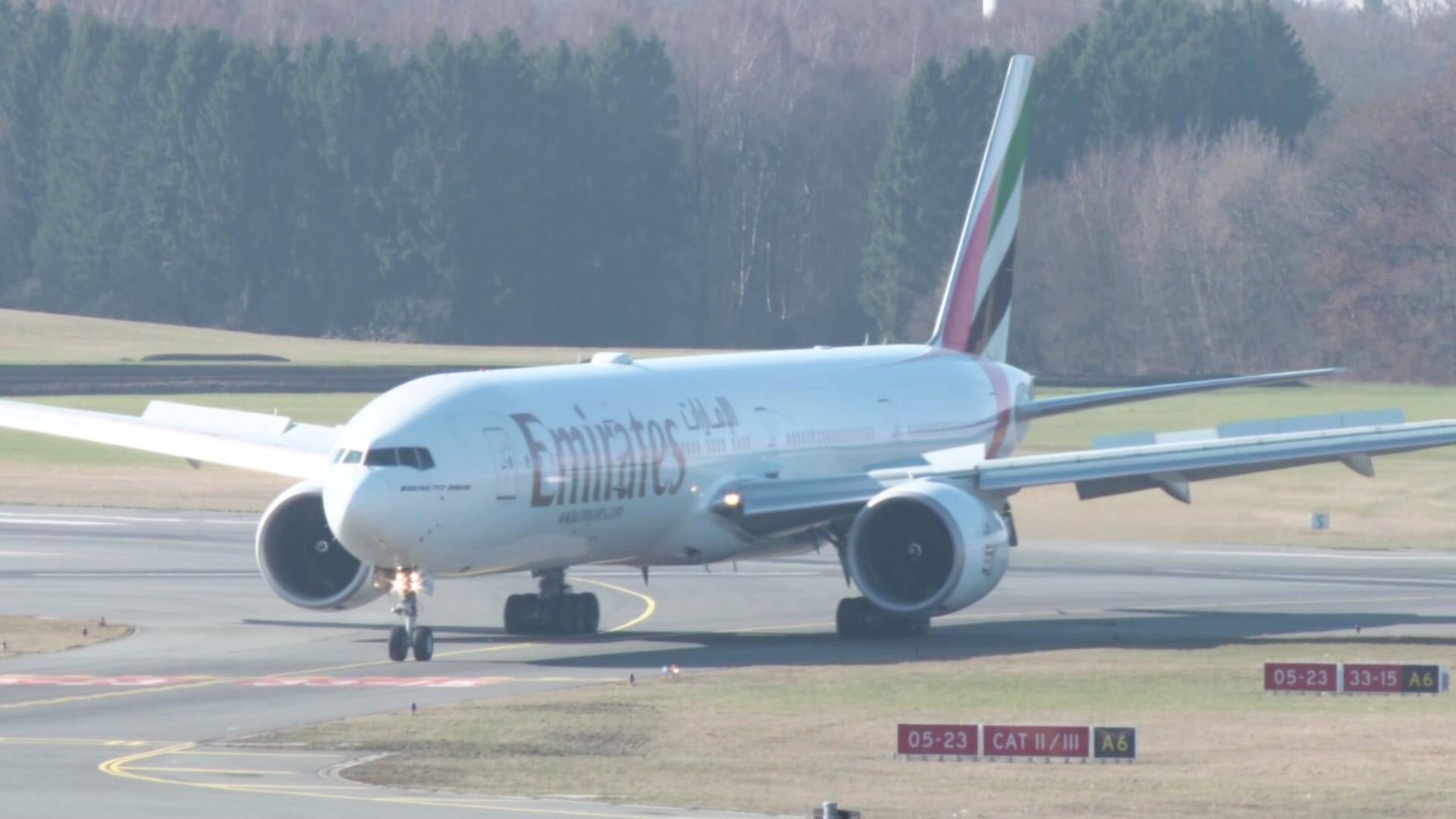 Iran-Krieg: Erstes Flugzeug aus Dubai ist in Hamburg gelandet