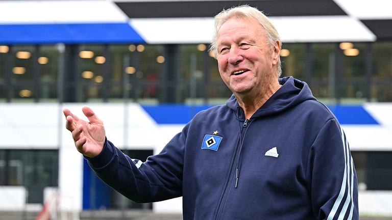 Horst Hrubesch, Direktor Nachwuchs beim HSV 