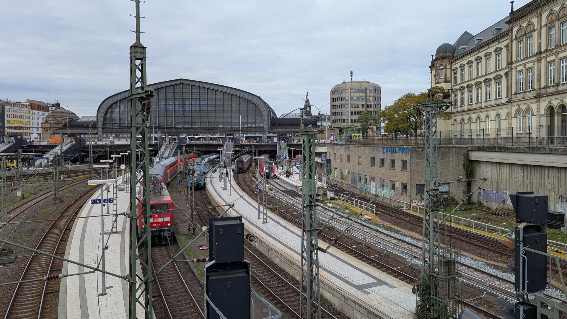 Zugstrecke zwischen Hamburg-Hauptbahnhof und Rahlstedt unterbrochen