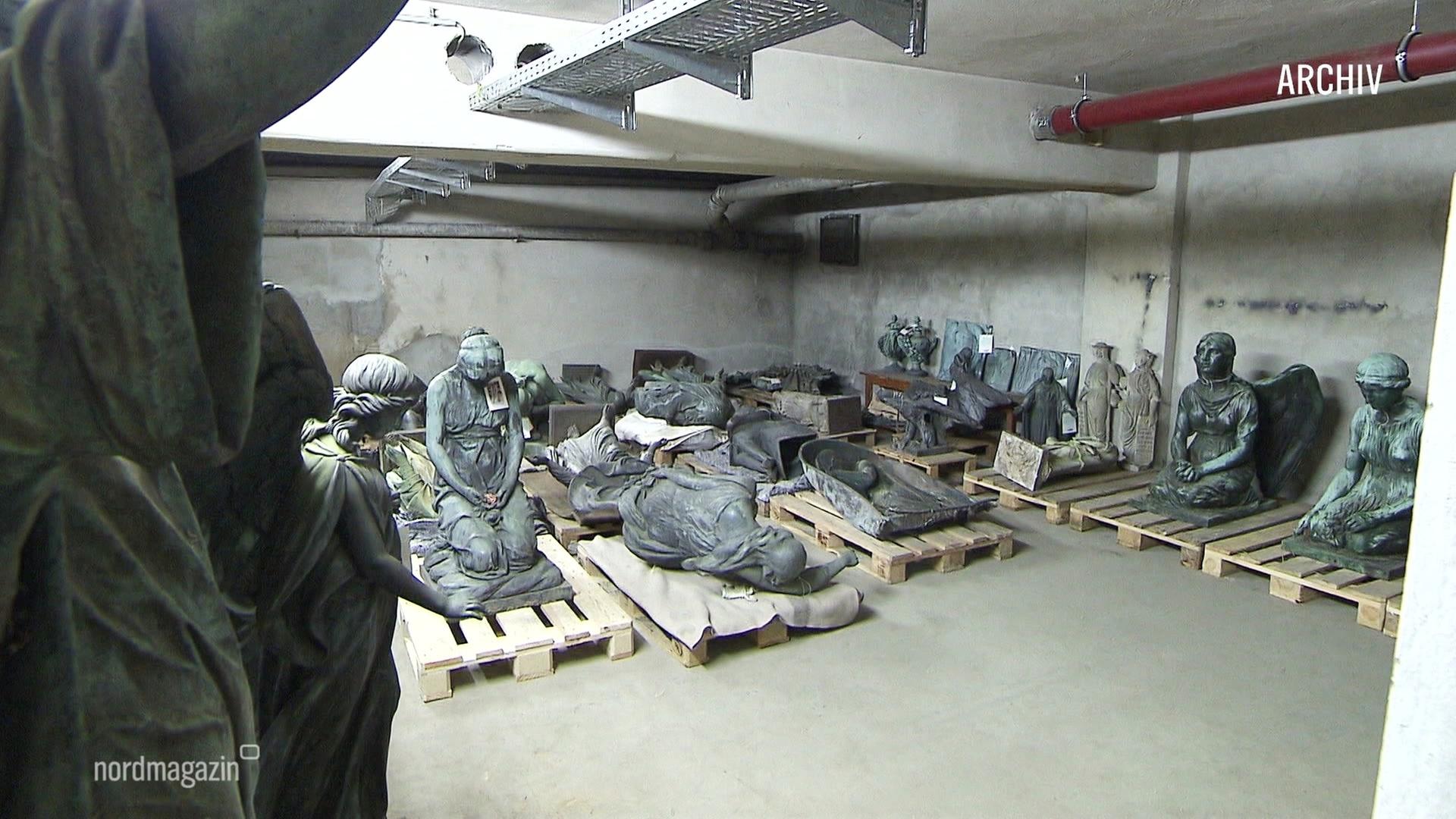 Rostocker Skulpturen-Diebe vor Gericht: Rückkehr vieler Bronzefiguren noch ausstehend