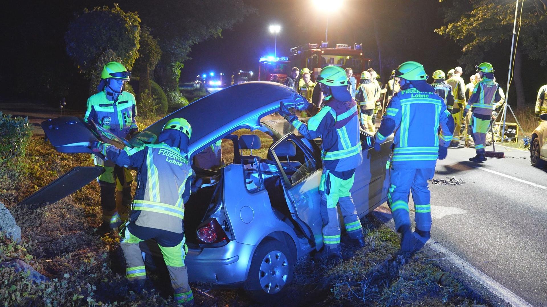 Lohne: Unfall beim Überholen - fünf junge Menschen verletzt