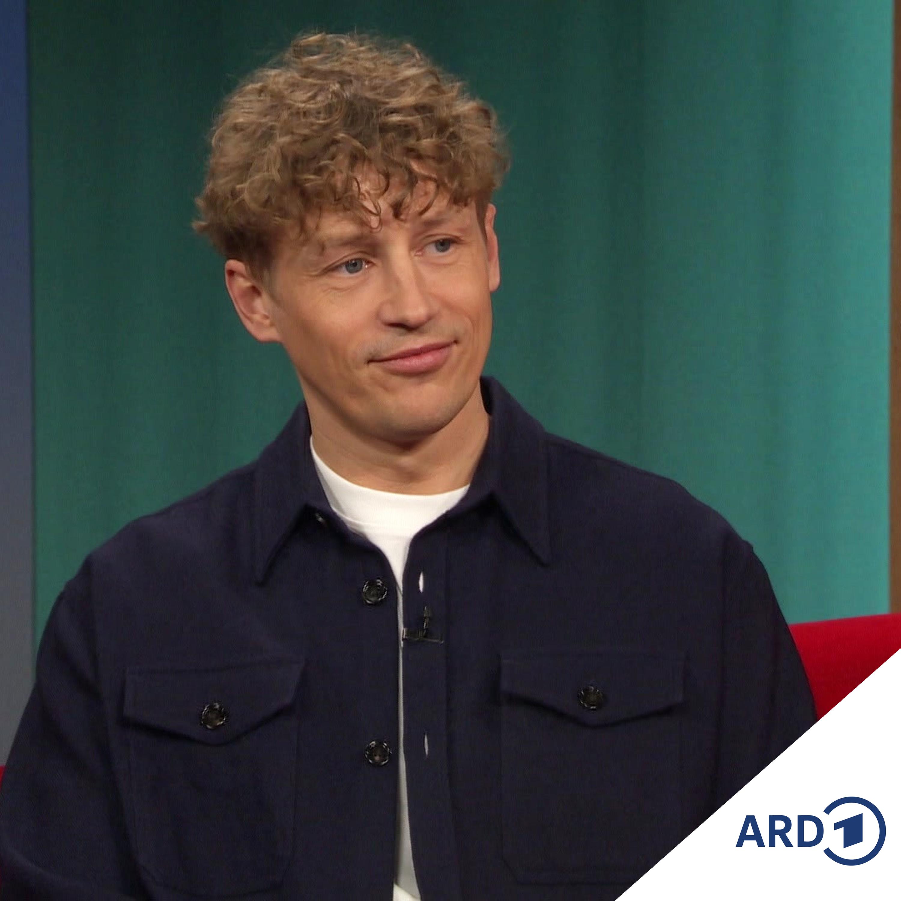 Singer-Songwriter Tim Bendzko im Sofa-Talk und live auf der Studiobühne