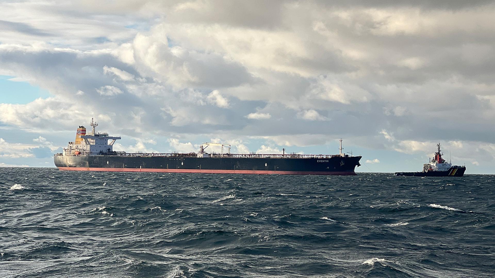 Russlands Schattentanker "Eventin" wird Dauerproblem auf der Ostsee