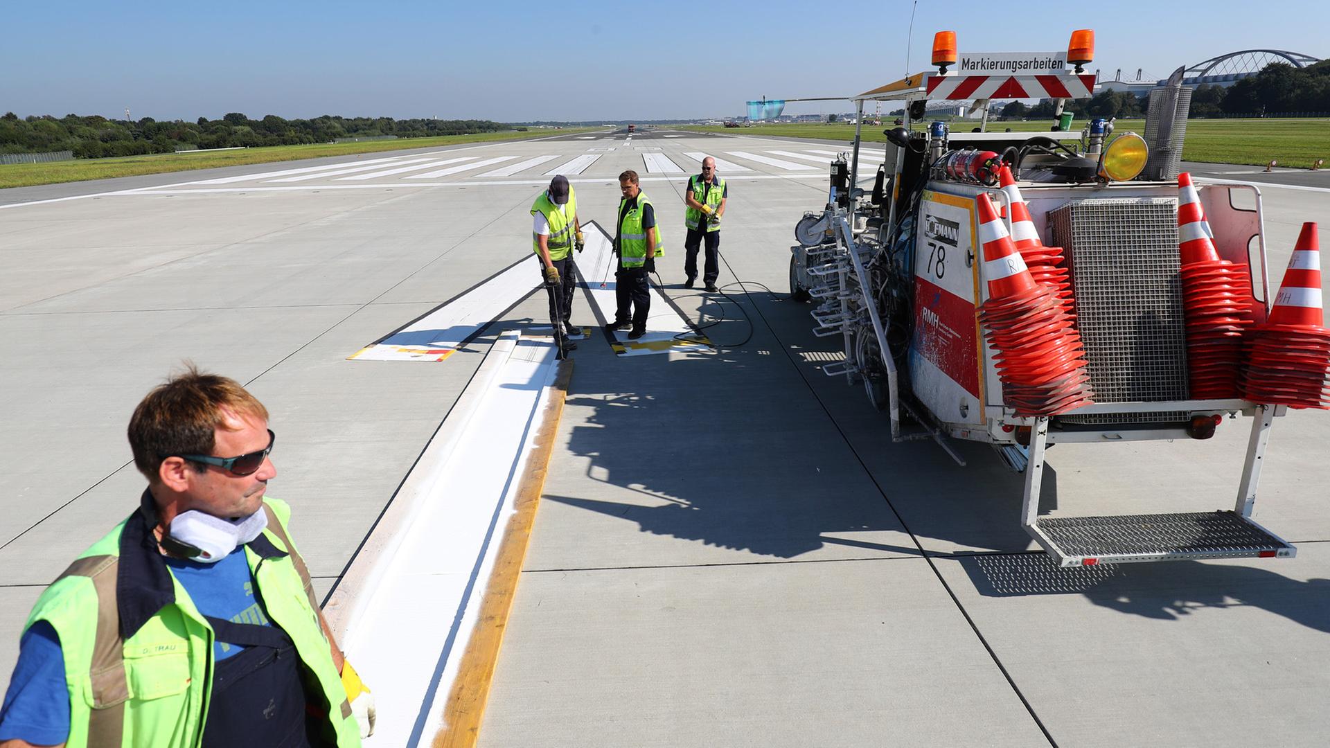Hamburger Flughafen: Landebahn wegen Wartungsarbeiten gesperrt