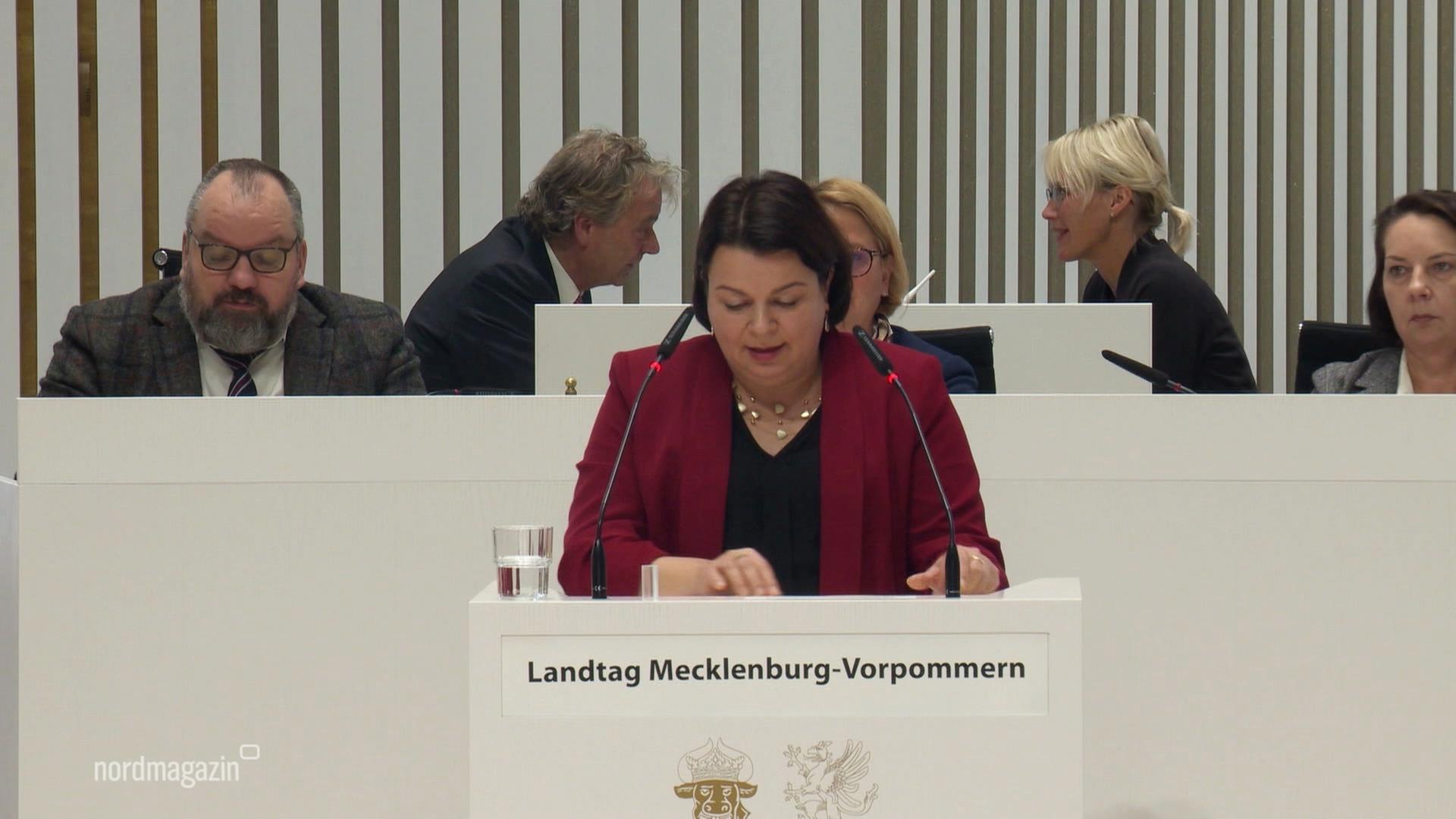 Forderung: Mehr Krankentagegeld für Eltern