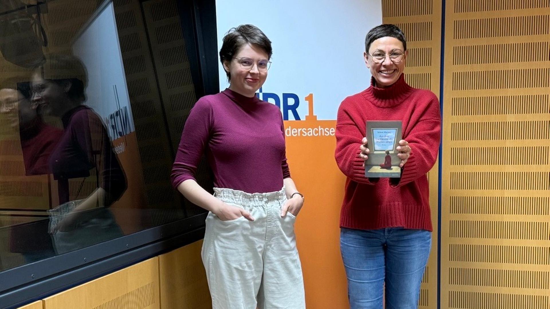 Martina Gilica mit Selene Mariani. | NDR