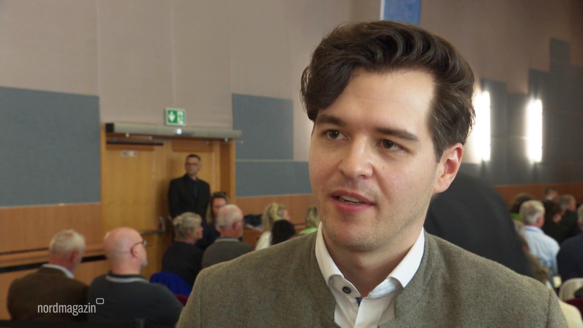 AfD-Parteitag: Wahlprogramm beschlossen, Seifert gewählt