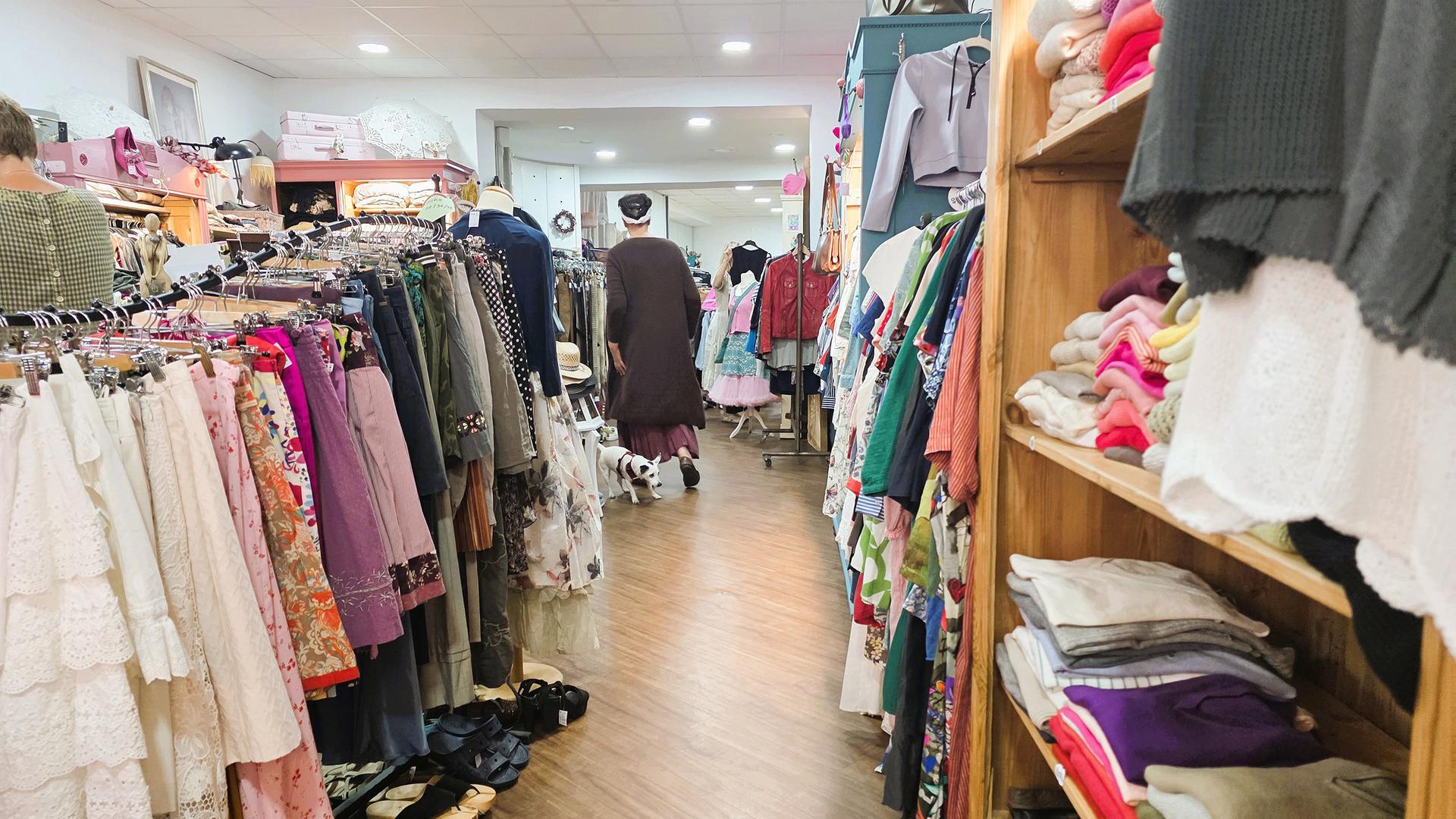 Nachfrage nach Second-Hand-Mode in Schleswig-Holstein steigt