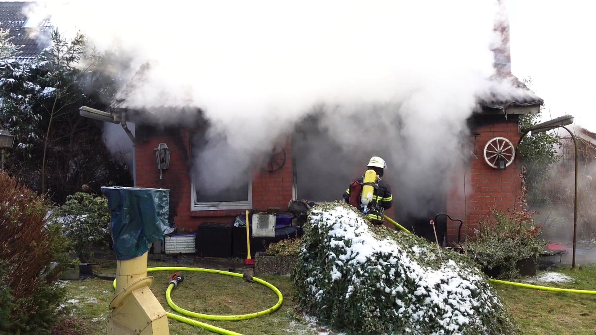 Brand in Hamburg-Bergedorf: Mann schwer verletzt