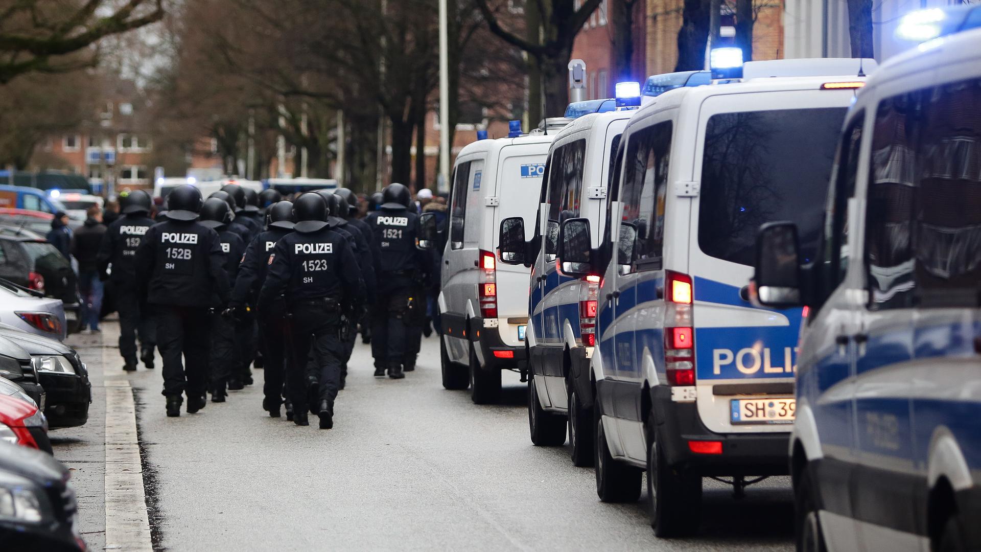 Polizei SH: Zweite Einsatzhundertschaft im Dienst