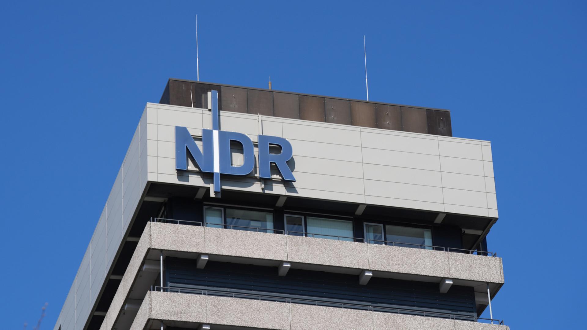 Wie entstehen Nachrichten – ein Blick hinter die Kulissen bei NDR Hamburg
