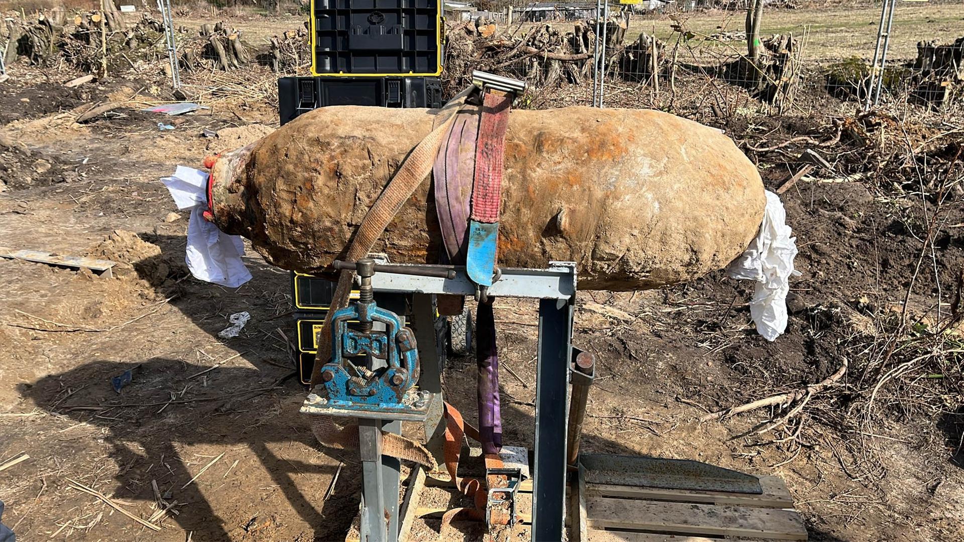 Eine in Kiel entschÃ¤rfte Fliegerbombe aus dem Zweiten Weltkrieg. | Polizei Kiel