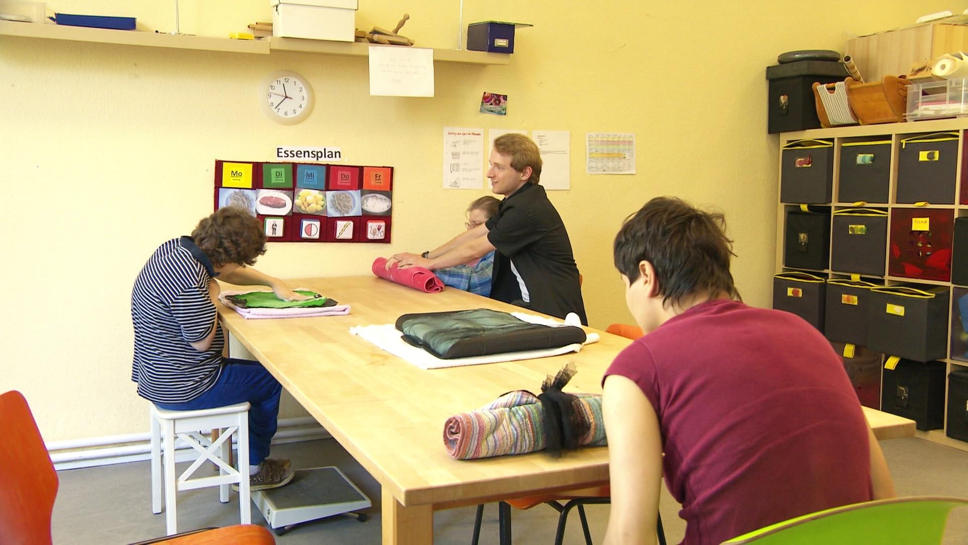 Geplante Kürzungen: Elternverein steigt aus Schulbegleitung aus