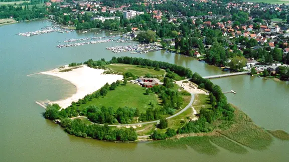 Luftbild der Badeinsel im Steinhuder Meer