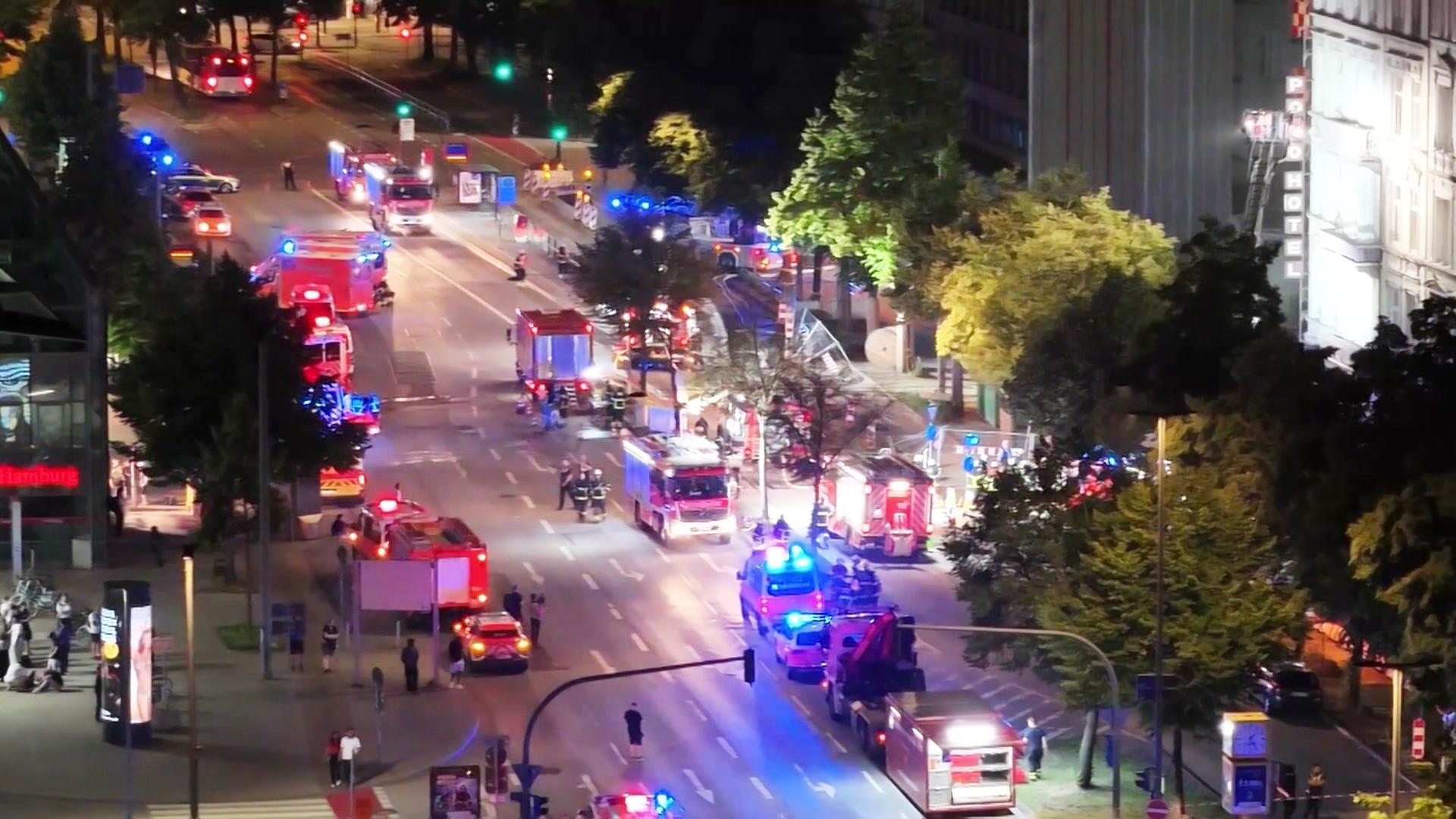 Am ZOB: Feuerwehreinsatz in Hotel in St. Georg